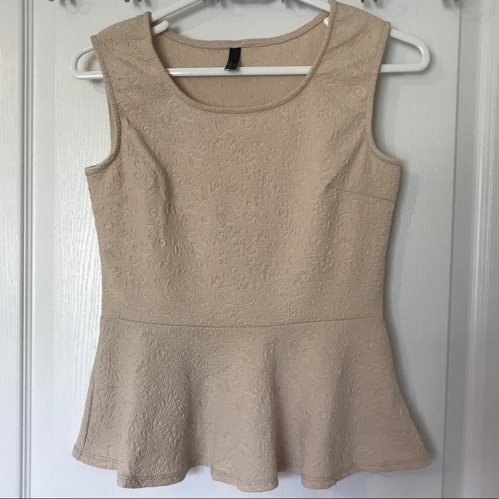 😎 Peplum Top